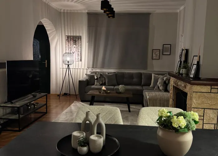 Elathea Nyaraló Arhéa Feneósz